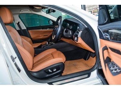 BMW Series 5 2.0 diesel twin power turbo Auto Year 2018 จด 2020 รูปที่ 7
